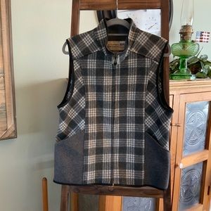 Stormy Kromer wool vest. NWOT. Women’s size XL